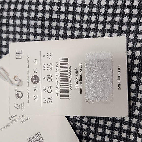 Bershka Size 4 Black and White Plaid Bubble / Balloon Mini Skirt NEW w/Tags! - Picture 11 of 11